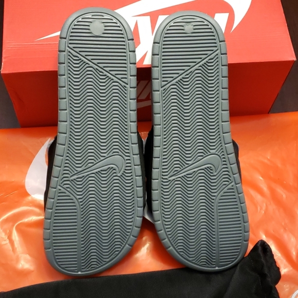 Nike Benassi JDI Fanny Pack Slide Sandals size 13 - Picture 2 of 7